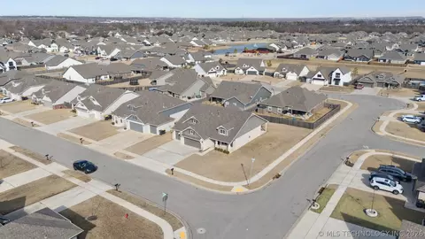 View/Area - 1671 E 140th St, Glenpool, OK 74033 photo 1 of 3