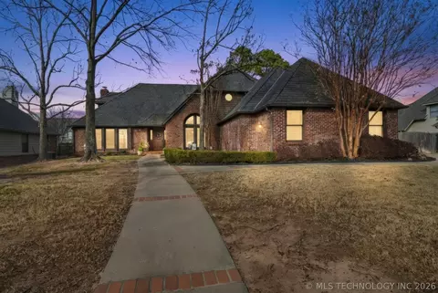 5111 E 108th St, Tulsa, OK 74137