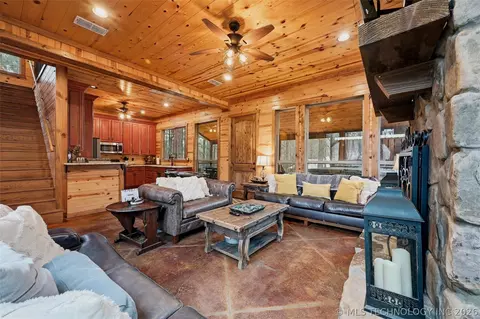 Living - 36 Juniper Rd, Broken Bow, OK 74728 photo 2 of 2