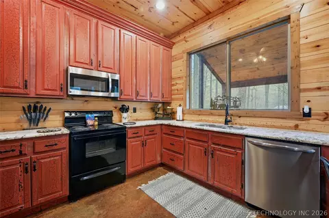 Kitchen - 36 Juniper Rd, Broken Bow, OK 74728 photo 1 of 2