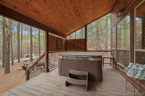 Exterior - 36 Juniper Rd, Broken Bow, OK 74728 photo 3 of 10