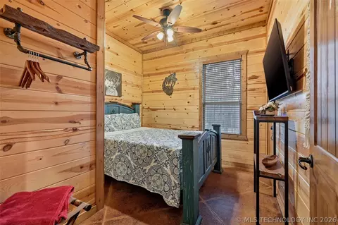 Bedroom - 36 Juniper Rd, Broken Bow, OK 74728 photo 1 of 4