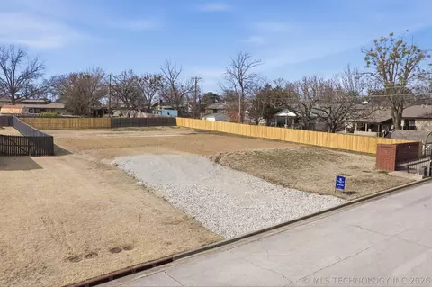 1400 Mabelle Dr, Sapulpa, OK 74066