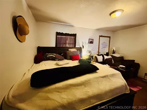 Bedroom - 206 Forest, Eufaula, OK 74432 photo 5 of 7