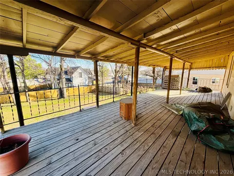 Exterior - 206 Forest, Eufaula, OK 74432 photo 2 of 7