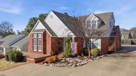 1425 E 21st St, Tulsa, OK 74114