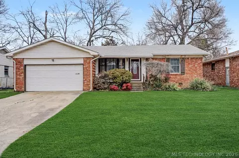 6717 E 30th St, Tulsa, OK 74129