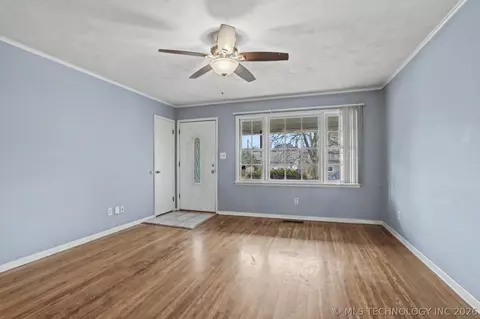 Living - 6717 E 30th St, Tulsa, OK 74129 photo 3 of 3