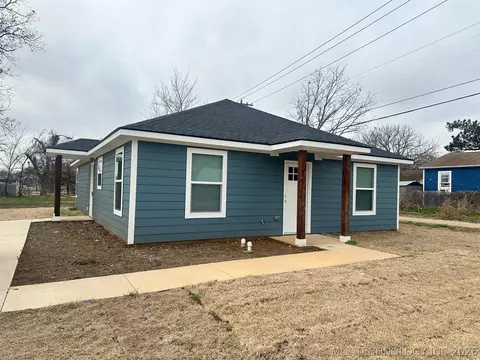 221 Elm St, Durant, OK 74701