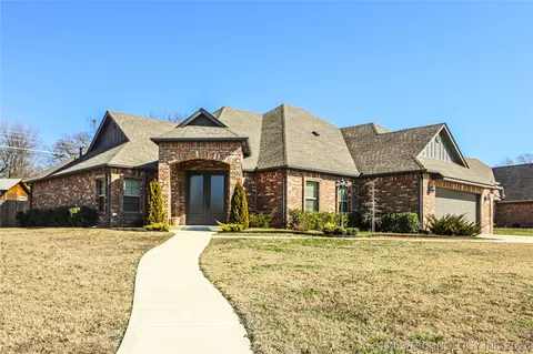 1335 E Teresa Ave, Sapulpa, OK 74066