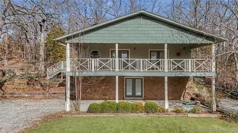 20388 W Cherokee Trl, Cookson, OK 74427