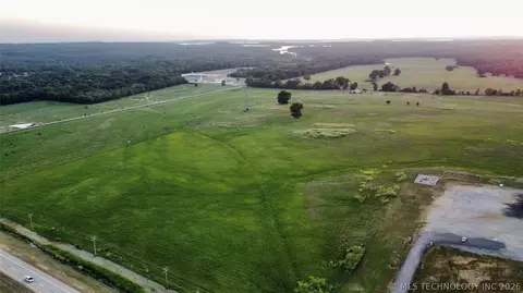 2875 S Kerr Blvd, Sallisaw, OK 74955