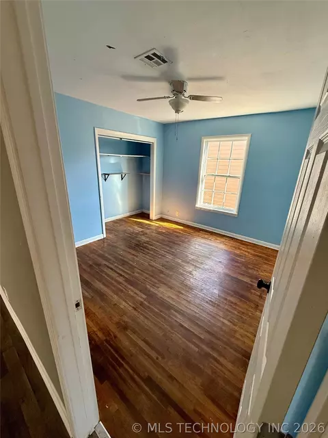 214 E Pine Pl, Skiatook, OK 74070 photo 5