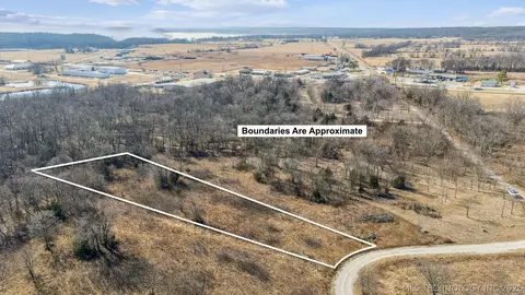 44 Hwy 125, Afton, OK 74331