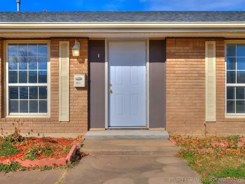 9123 E 48th St, Tulsa, OK 74145 photo 5