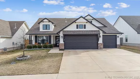7408 E 87th Pl N, Owasso, OK 74055