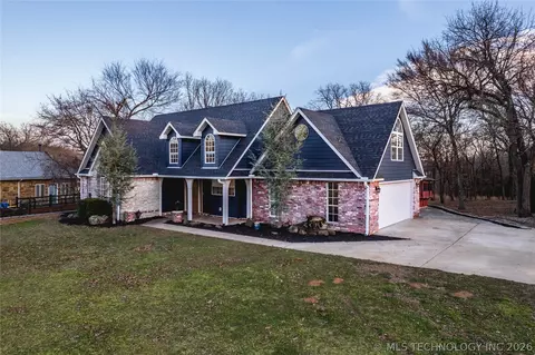 Exterior - 291 Cedar Ridge Rd, Eufaula, OK 74432 photo 2 of 3