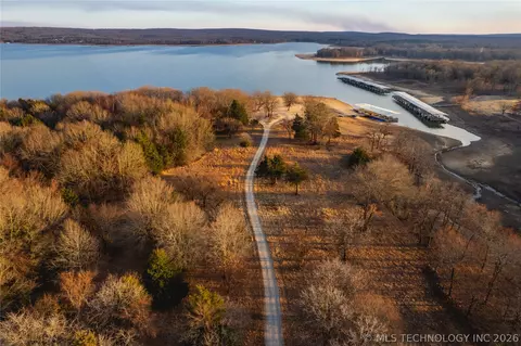 View/Area - 291 Cedar Ridge Rd, Eufaula, OK 74432 photo 3 of 11