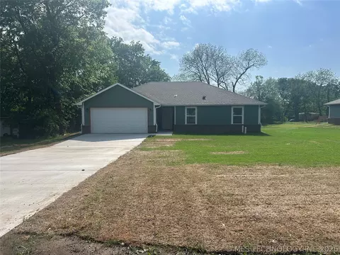 505 Jefferson Davis Blvd, Fort Gibson, OK 74434