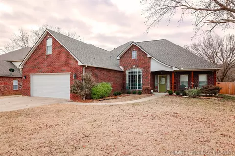 2218 S 113th West St, Sapulpa, OK 74066