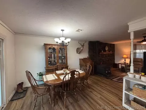 Dining - 411064 E 1180 Rd, Eufaula, OK 74432 photo 1 of 2