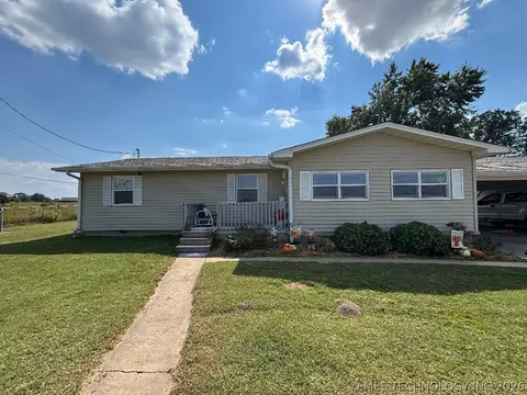 411064 E 1180 Rd, Eufaula, OK 74432