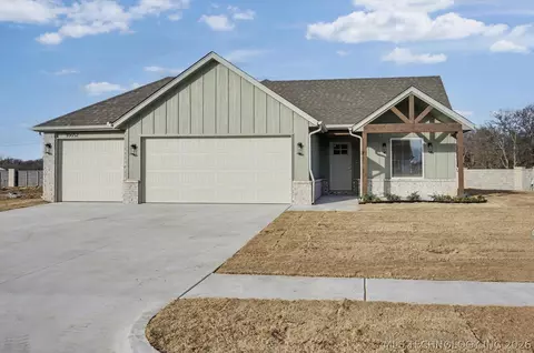 10652 S 226th East Ave, Broken Arrow, OK 74014