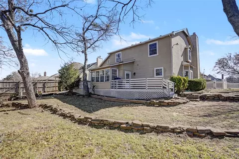 Exterior - 6505 E 78th St, Tulsa, OK 74133 photo 6 of 9