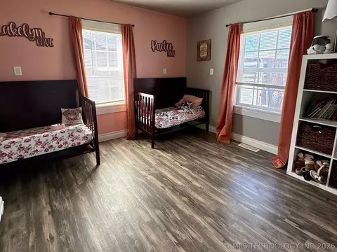 Bedroom - 802 S Howerton Ave, Cushing, OK 74023 photo 1 of 8