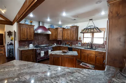 Kitchen - 3512 E 440 Rd, Eucha, OK 74342 photo 2 of 3