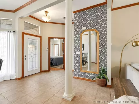Entry Way - 507 Windemere, Ada, OK 74820 photo 1 of 3