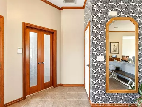 Entry Way - 507 Windemere, Ada, OK 74820 photo 3 of 3