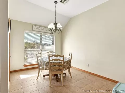 Dining - 507 Windemere, Ada, OK 74820 photo 4 of 6