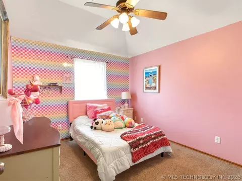 Bedroom - 507 Windemere, Ada, OK 74820 photo 7 of 10