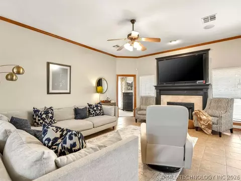 Living - 507 Windemere, Ada, OK 74820 photo 2 of 6