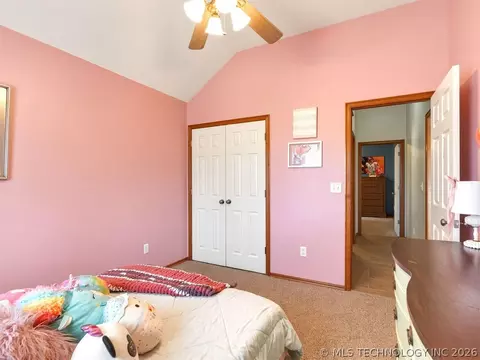 Bedroom - 507 Windemere, Ada, OK 74820 photo 8 of 10