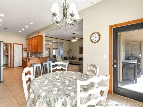 Dining - 507 Windemere, Ada, OK 74820 photo 6 of 6