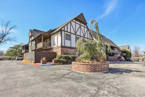 2224 S Boston Avenue 220, Tulsa, OK 74114