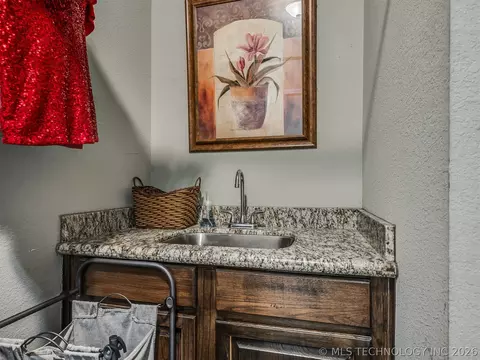 Other - 808 N E St, Eufaula, OK 74432 photo 7 of 9
