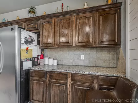 Kitchen - 808 N E St, Eufaula, OK 74432 photo 12 of 15