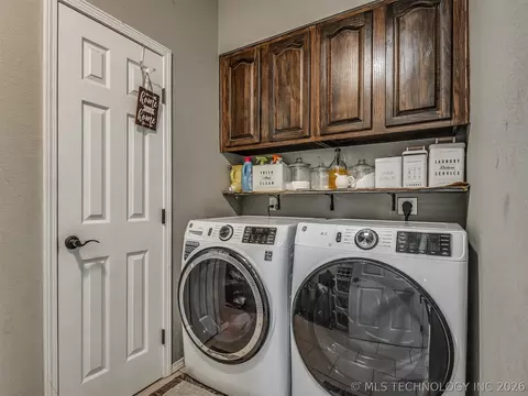Other - 808 N E St, Eufaula, OK 74432 photo 6 of 9