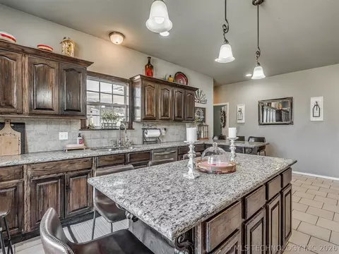 Kitchen - 808 N E St, Eufaula, OK 74432 photo 11 of 15