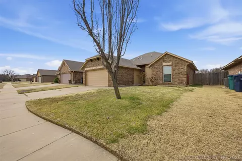 3525 Tecumseh, Yukon, OK 73099