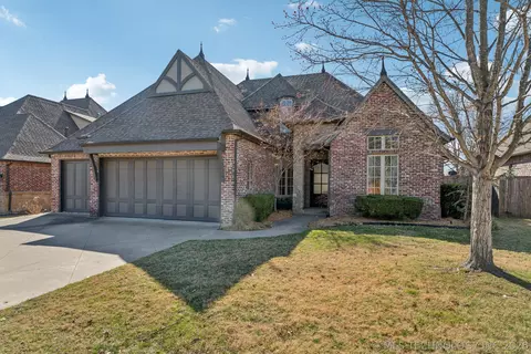 664 W 78th St, Tulsa, OK 74132