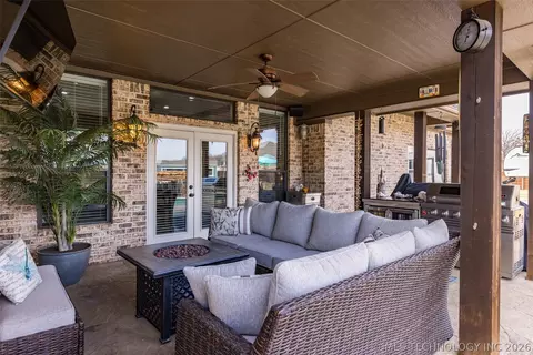 82 Gapwedge Dr, Durant, OK 74701 photo 3