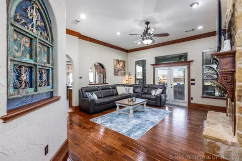 82 Gapwedge Dr, Durant, OK 74701 photo 4