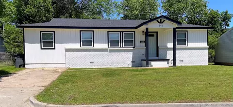 241 E 53rd St N, Tulsa, OK 74126