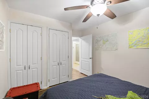 Bedroom - 5118 N 427 Rd, Pryor, OK 74361 photo 6 of 6
