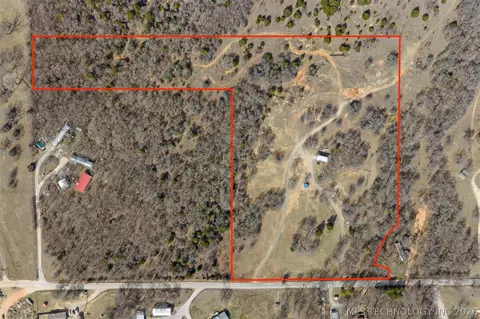 1750 Rolling Hills Rd, Lone Grove, OK 73443