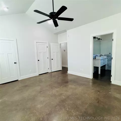 Bedroom - 811 Mclish St, Ardmore, OK 73401 photo 1 of 3